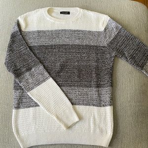 Zara White/Grey/Black Textured Sweater